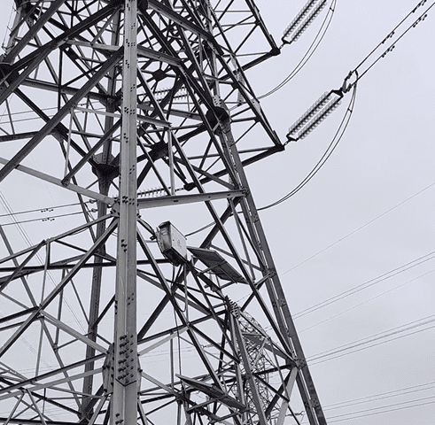 輸電線路通道多隱患實時監(jiān)測及防外破安全預(yù)警裝置